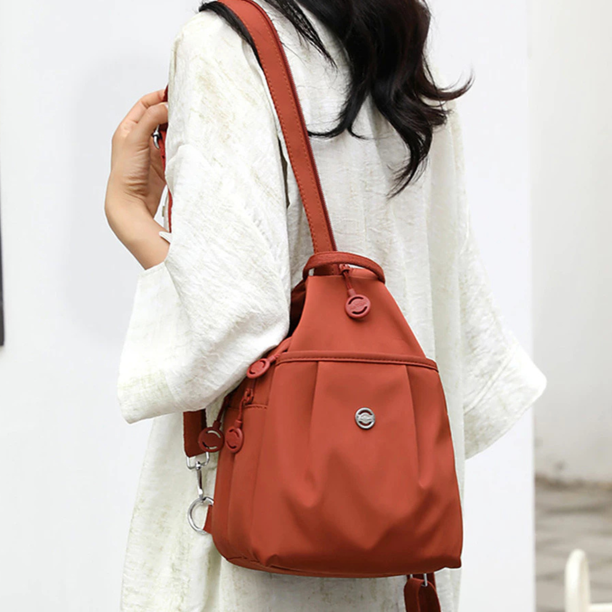 Modlyn™ – Waterproof 2-Way Commuter Bag (50% Off)