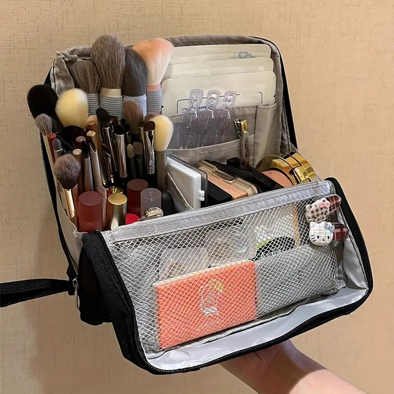 Lunette™ – Keep Your Makeup Neatly Packed (50% Off)