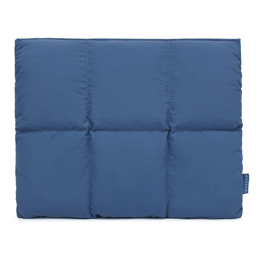 Snugsy™ - Quilted Laptop Sleeve with Magnetic Closure (50% Off)