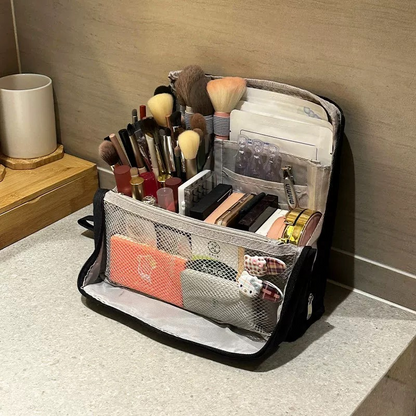 Lunette™ – Keep Your Makeup Neatly Packed (50% Off)