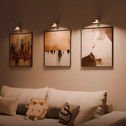 Lunel™ – Magnetic Lighting for Art Displays